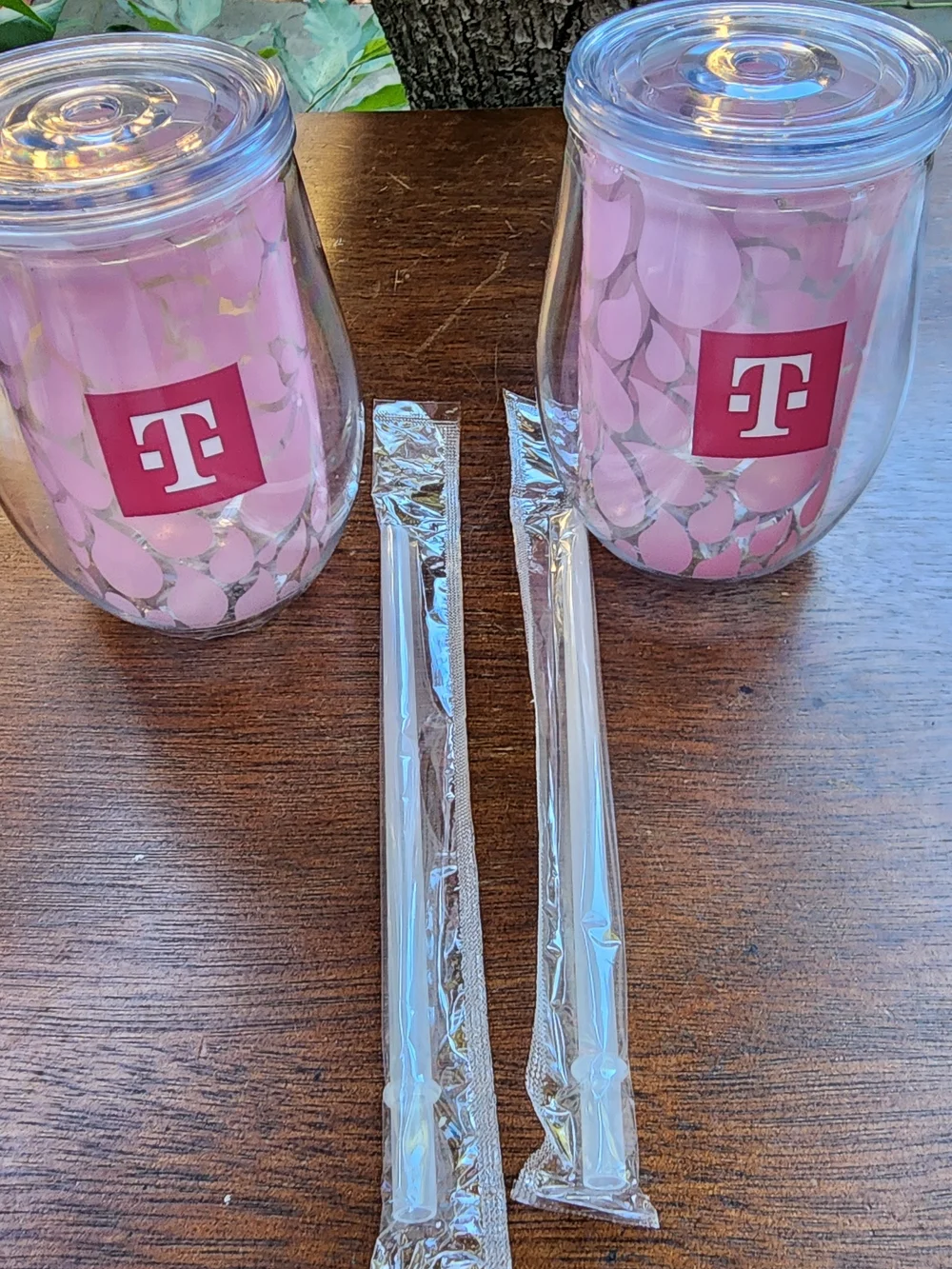 T-Mobile Pink Acrylic Insulated Tumbler Cup Set of 2 With Straws